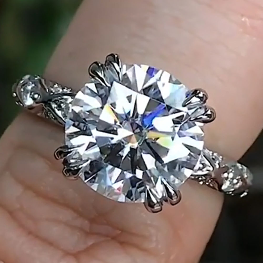 Moissanite Engagement Ring 1 Carat - خاتم زفاف وخطوبة مخصص للنساء من