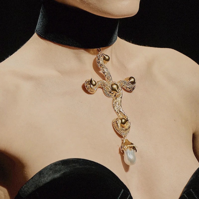 Pearl Choker Necklace Vintage - خمر مبالغ فيها الباروك اللؤلؤ الصليب