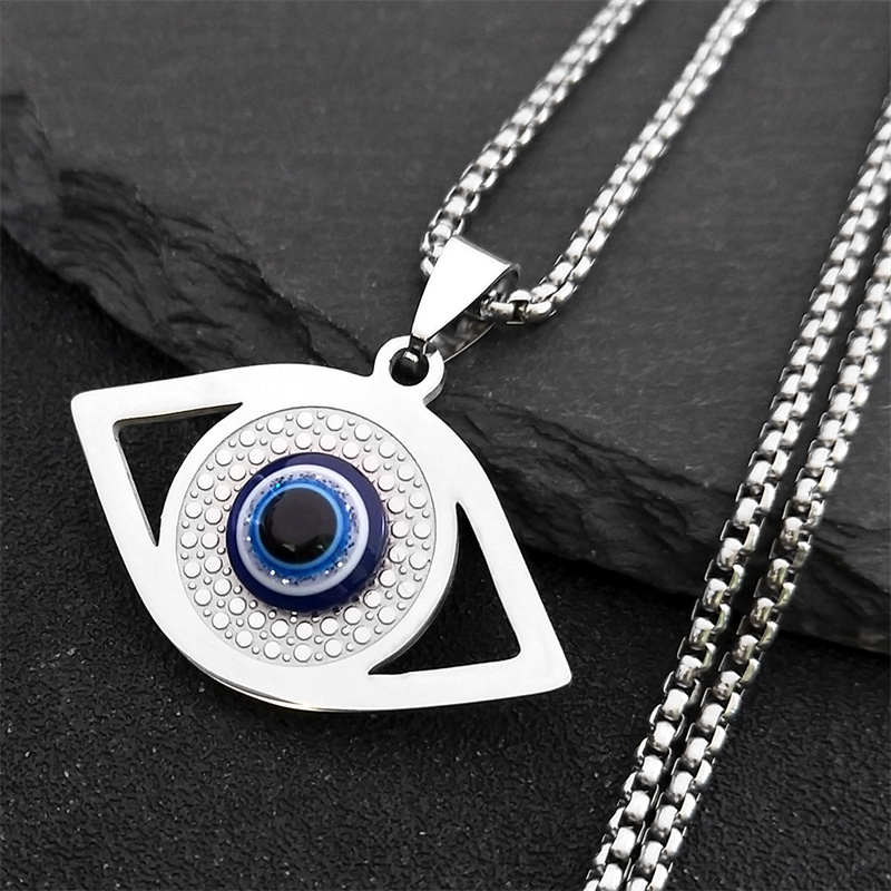 Necklaces - قلادة وسوار من الفولاذ المقاوم للصدأ