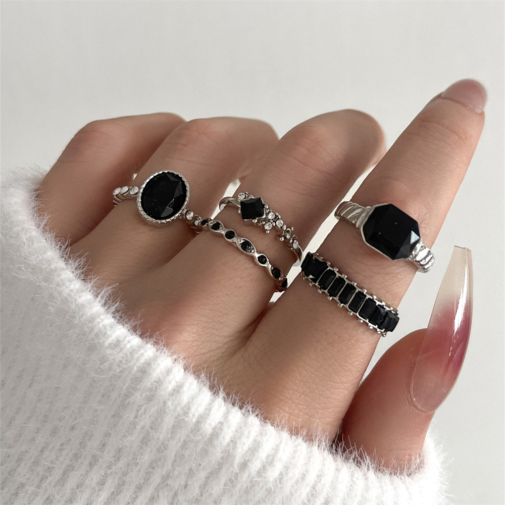 Vintage Punk Knuckle Rings Set - الرجعية الأسود كريستال حجر خاتم مجموعة