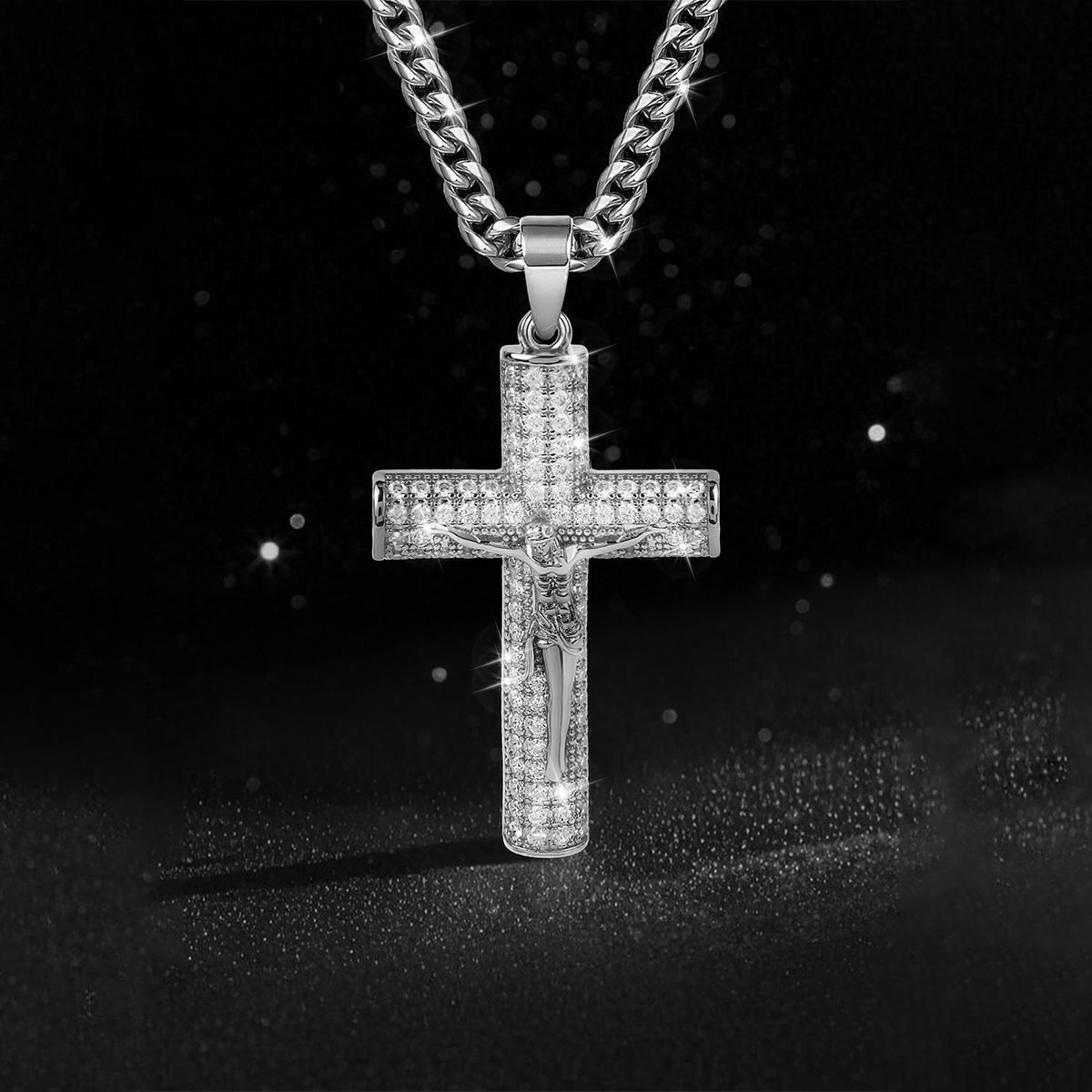 قلادة صليب مطلية بالذهب للرجال - مراجعة Cross Pendant Necklace Gold وسعره