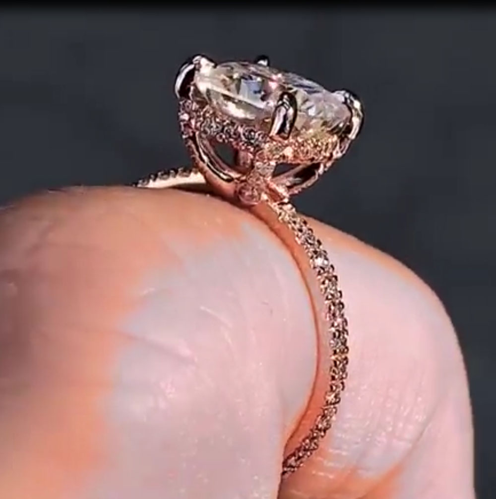 مخصص الصلبة 14K ارتفع الذهب ال - مراجعة Moissanite Engagement Ring 1 Carat وسعره