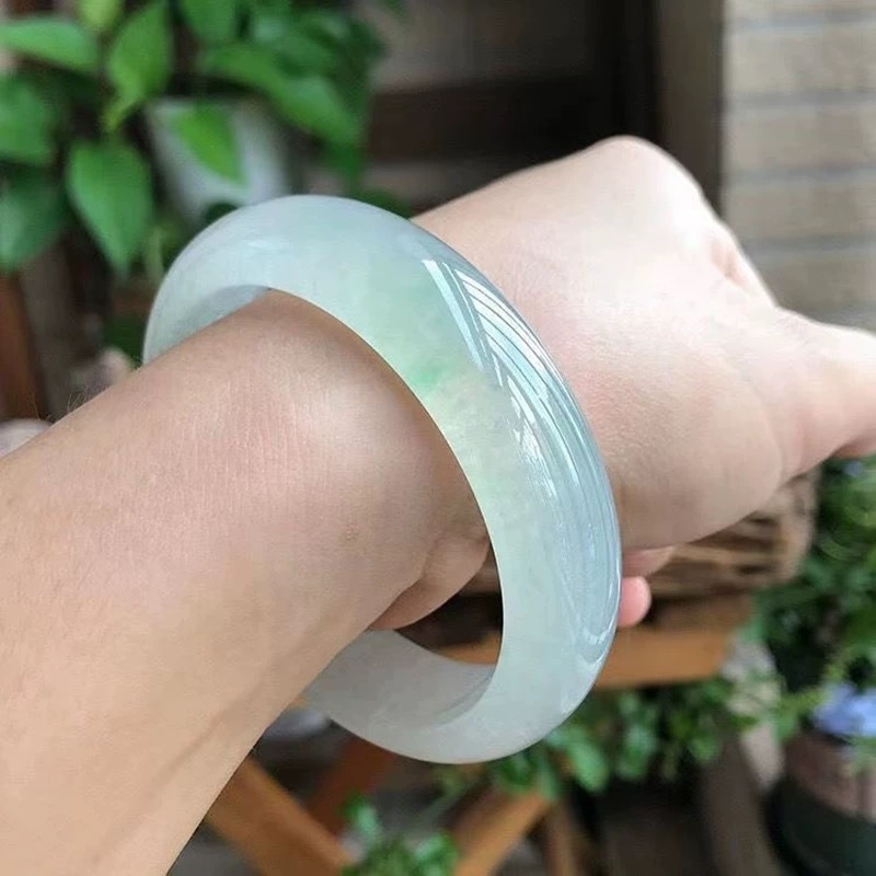 أساور من اليشم للنساء، شكل دائ - مراجعة Bracelets وسعره