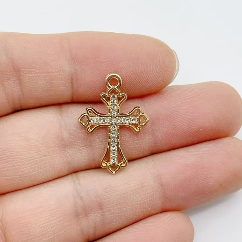 10 قطع قلادة صليب ذهبية مرصعة  - مراجعة Cross Pendant Necklace Gold وسعره