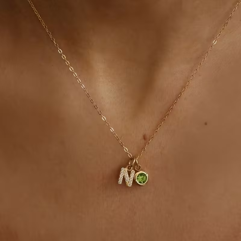 قلادة مخصصة بحرف أولي من A إلى - مراجعة Custom Name Necklace Stainless Steel وسعره