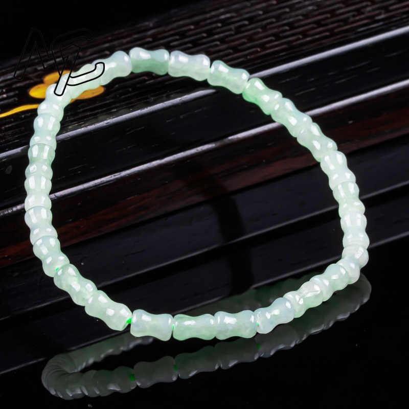 سوار وقلادة من اليشم الطبيعي ا - مراجعة Bracelets وسعره
