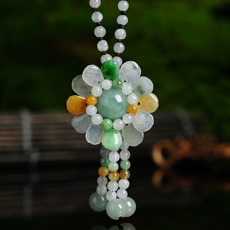 شهادة البورمية اليشم عباد الشم - مراجعة Necklaces وسعره