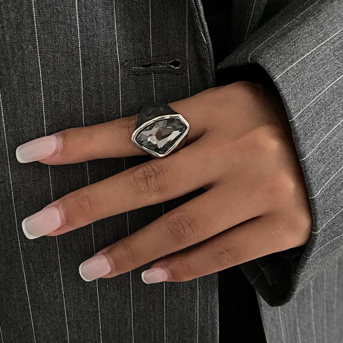 Salircon خمر الأسود الاكريليك  - مراجعة Vintage Punk Knuckle Rings Set وسعره