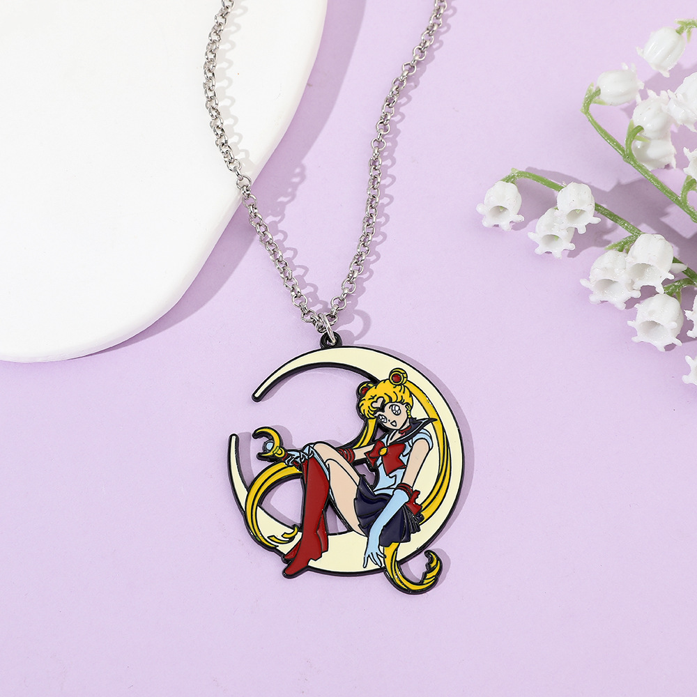 قلادة معدنية مطلية بالمينا بتص - مراجعة Anime Pendant Necklace وسعره