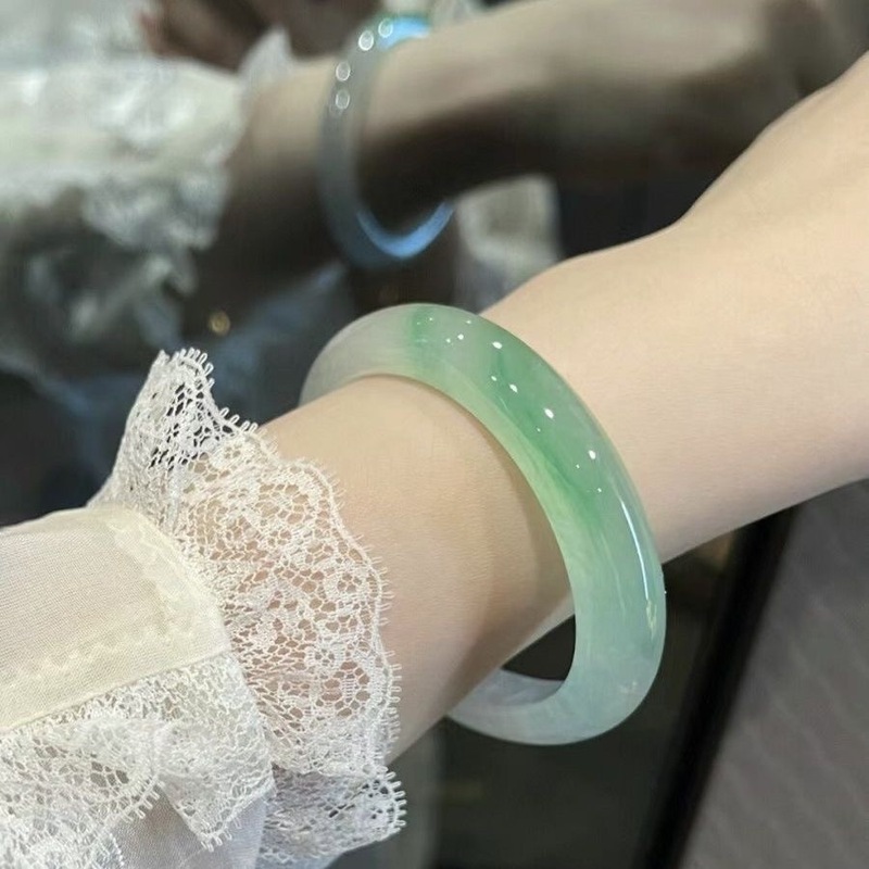 أسورة نسائية دائرية من اليشم ا - مراجعة Bracelets وسعره