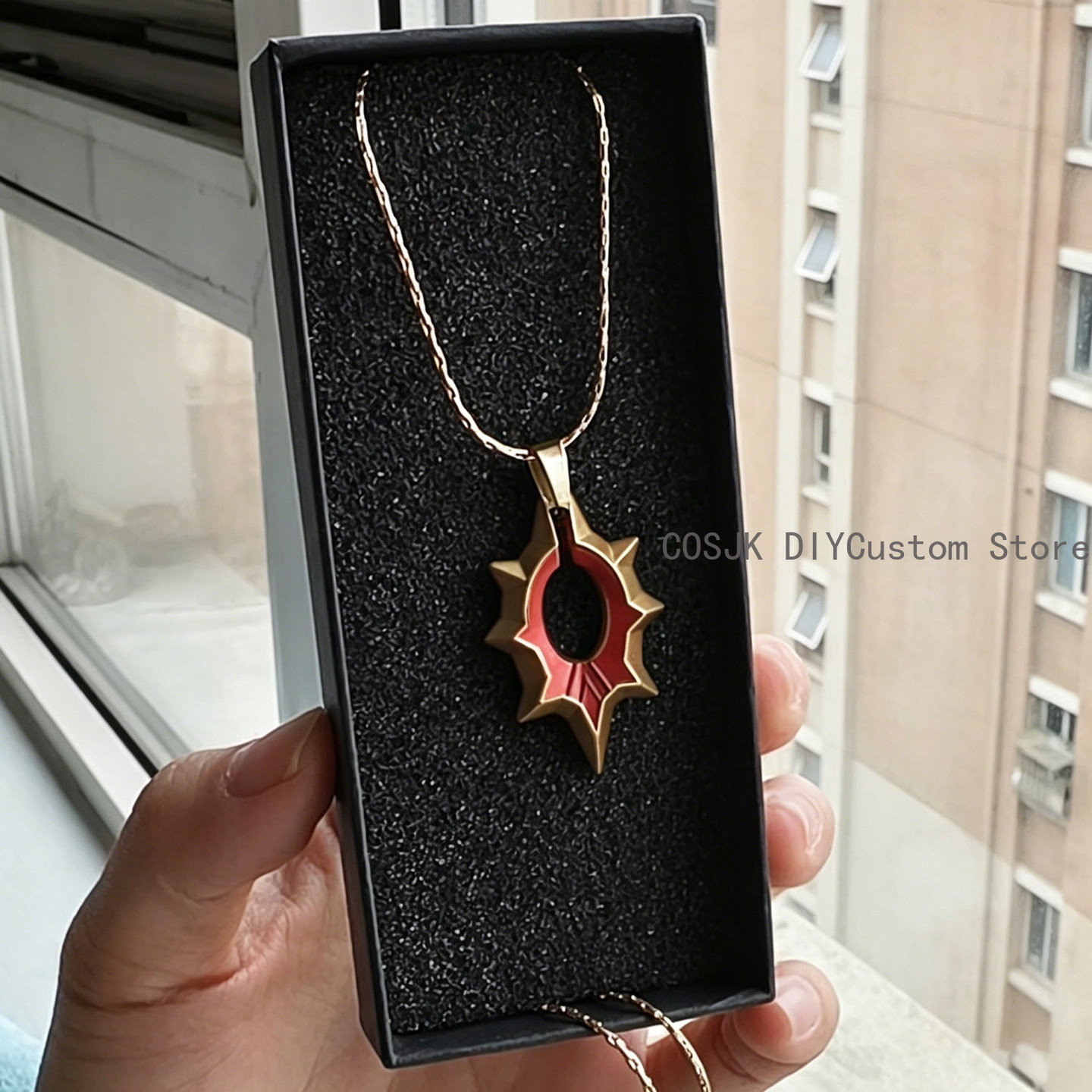 قلادة تشوكر لشخصية مافويكا من  - مراجعة Anime Pendant Necklace وسعره