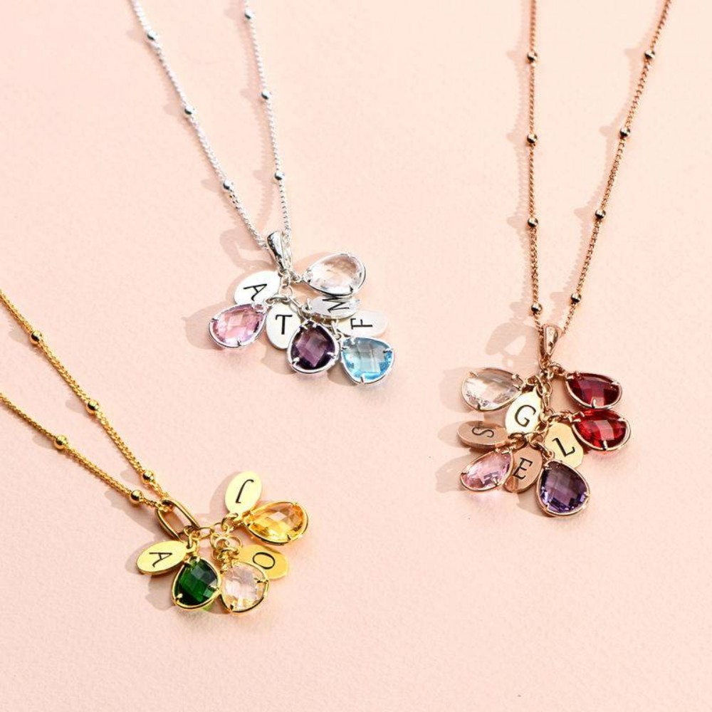 تخصيص اسم قلادة التخصيص جوهرة  - مراجعة Initial Letter Necklace 18K Gold وسعره