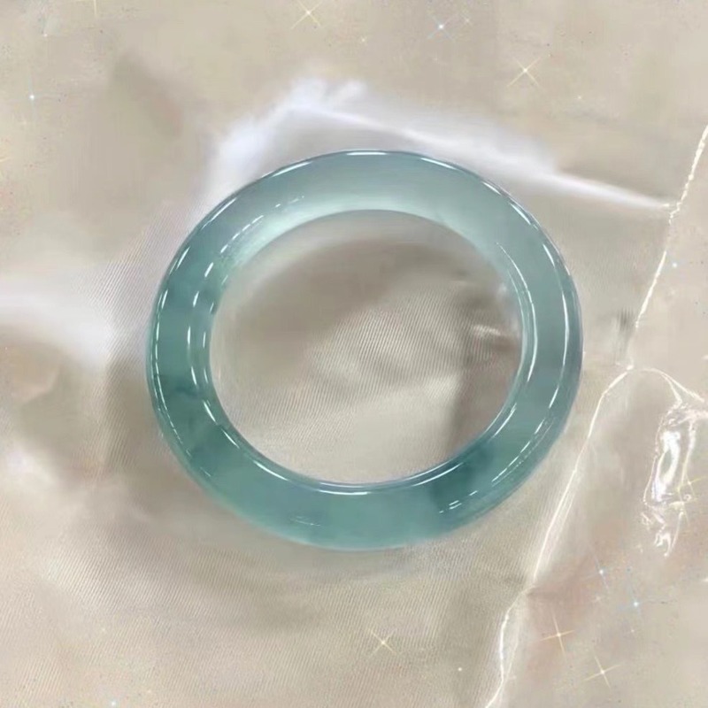 ثلج طبيعي عالي الجودة بنقوش زه - مراجعة Bracelets وسعره
