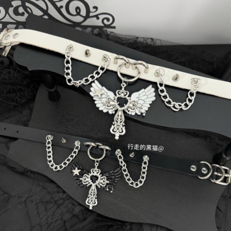 قلادة على شكل جناح ملاك وصليب  - مراجعة Layered Pendant Necklace Aesthetic وسعره