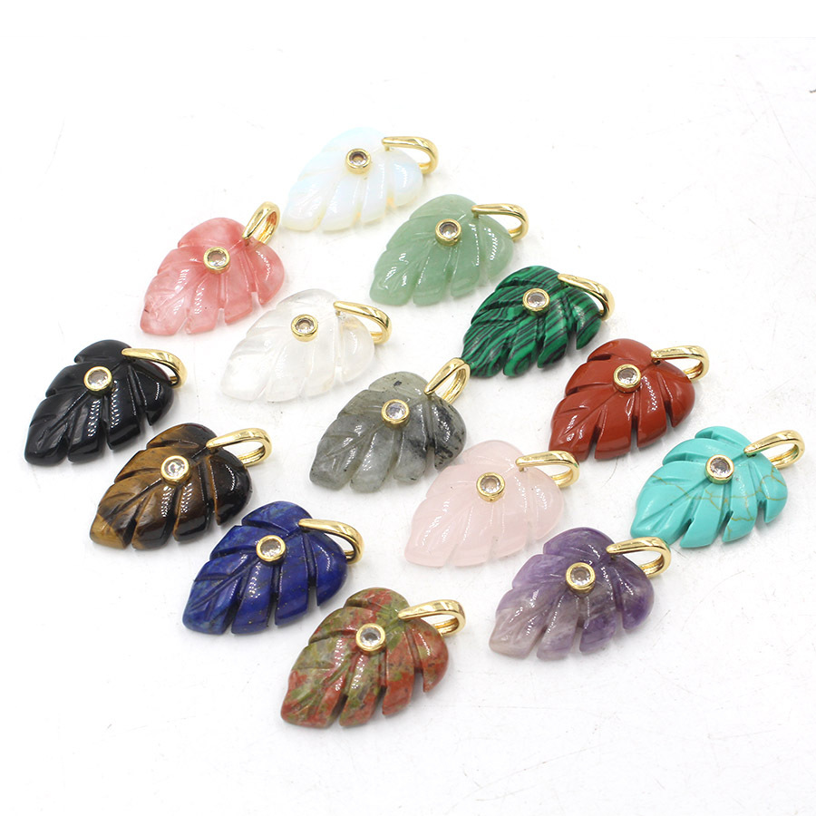 قلادة على شكل ورقة من الكريستا - مراجعة Crystal Pendant Necklace Natural Stone وسعره